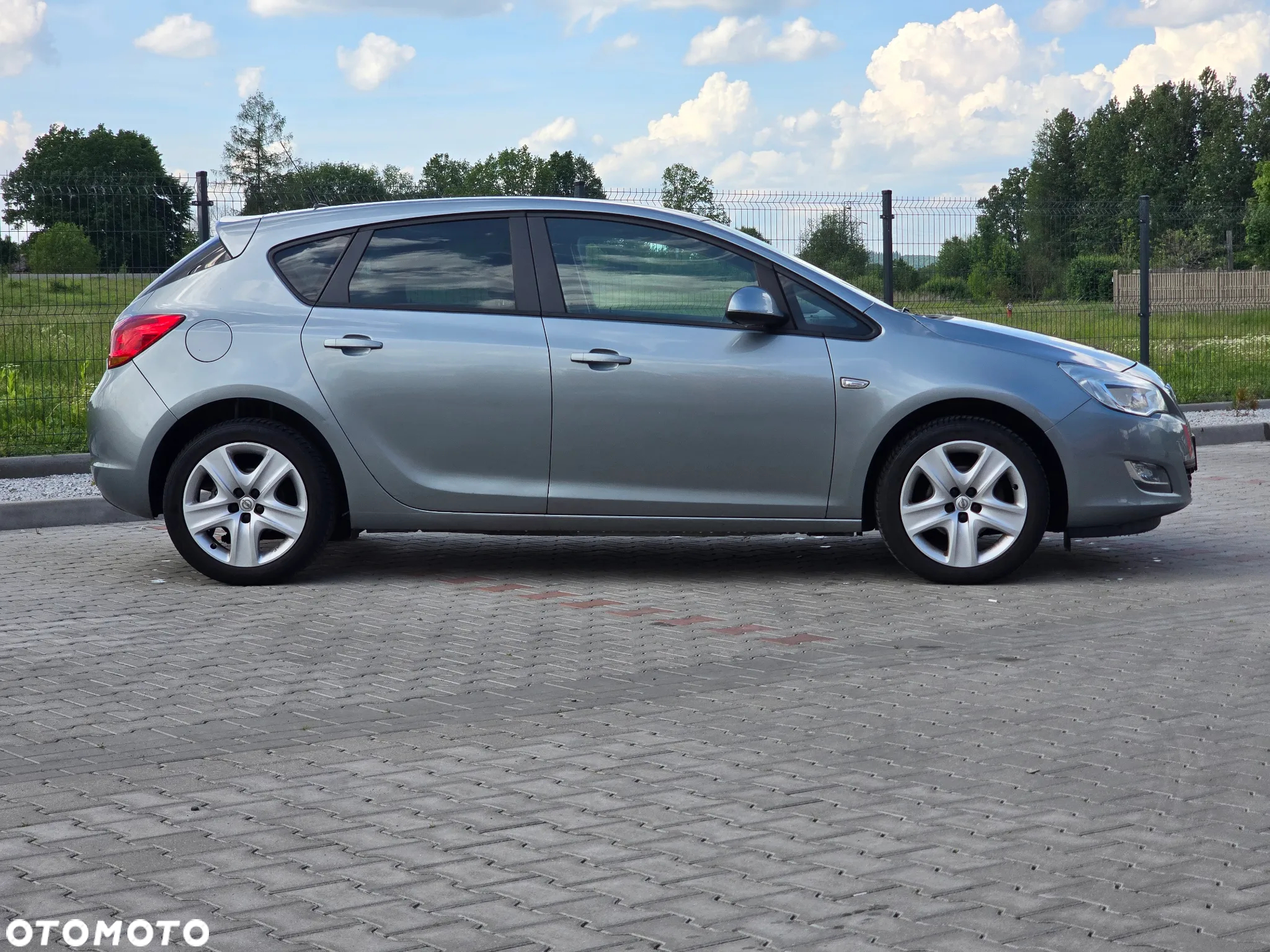 Opel Astra 1.4 Turbo Active - 11