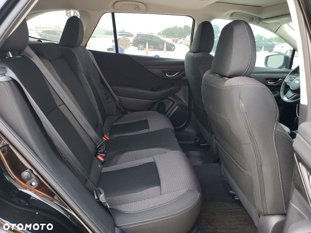 Subaru Outback - 12