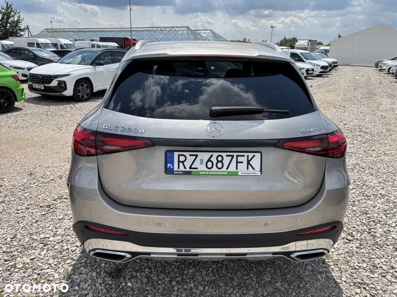 Mercedes-Benz GLC 220 d mHEV 4-Matic AMG Line - 6