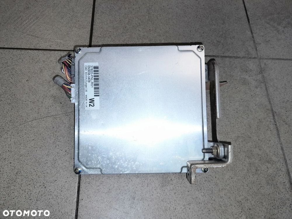 Sterownik silnika HONDA CR-V II 01-06r. 2.0 16v 37820-PNL - 2