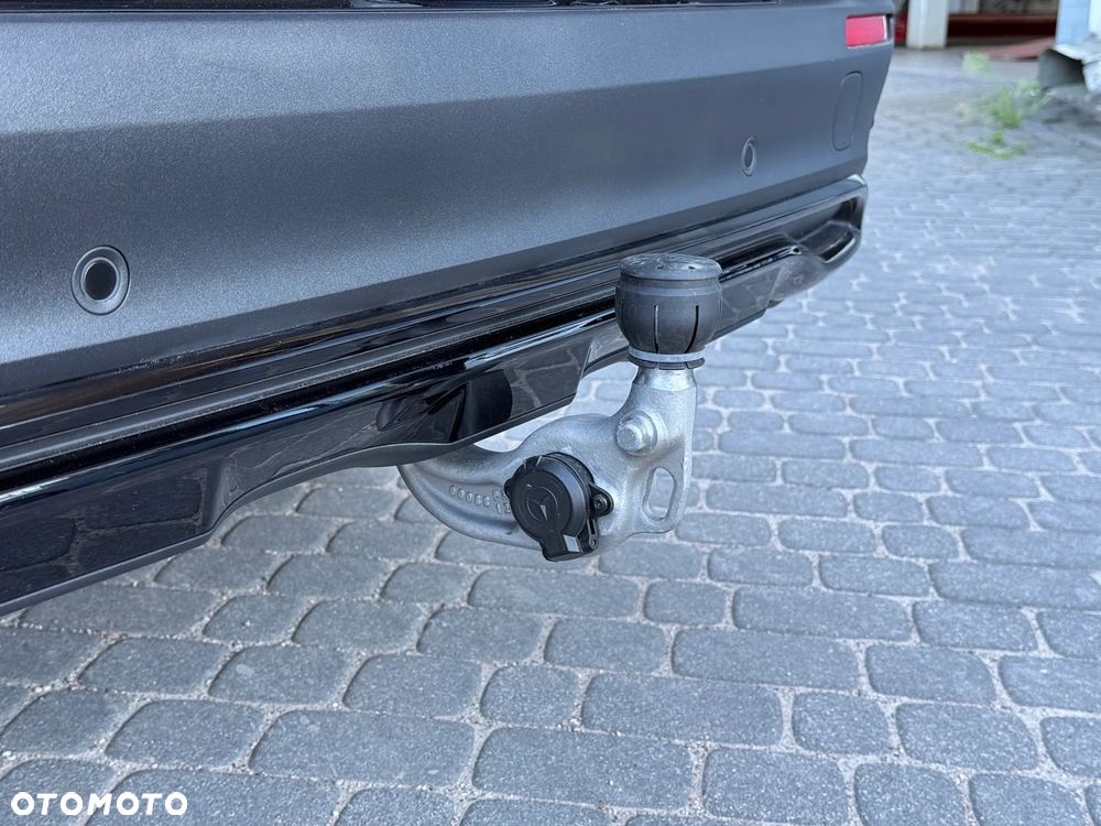 Mercedes-Benz Klasa E 300de 4Matic All-Terrain 9G-TRONIC - 16