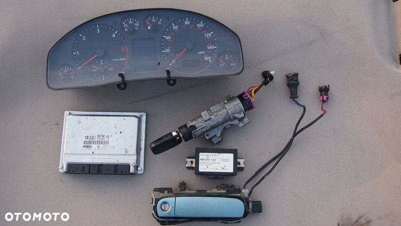 Komputer ZESTAW Audi A4 A6 2.5TDI 110KW 8D0907401F - 2