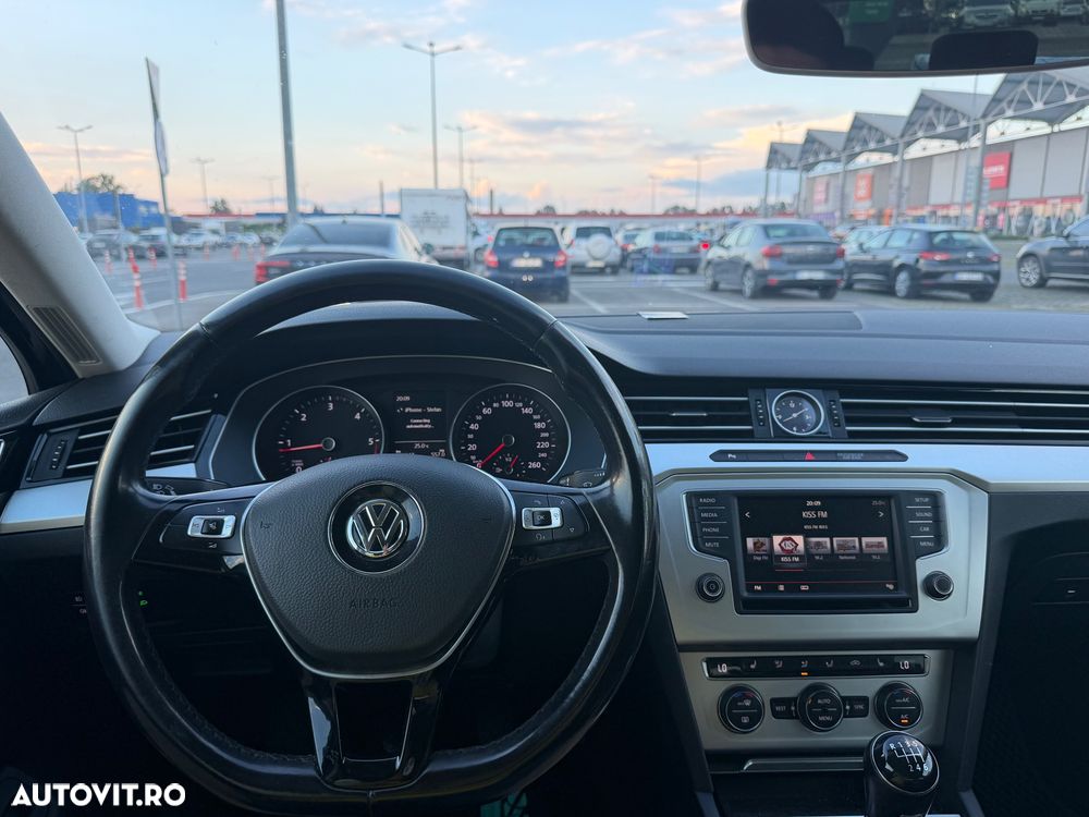 Volkswagen Passat - 7