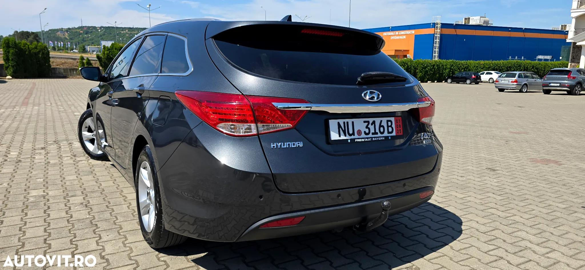 Hyundai i40 Kombi 1.7 CRDi DCT Premium - 4