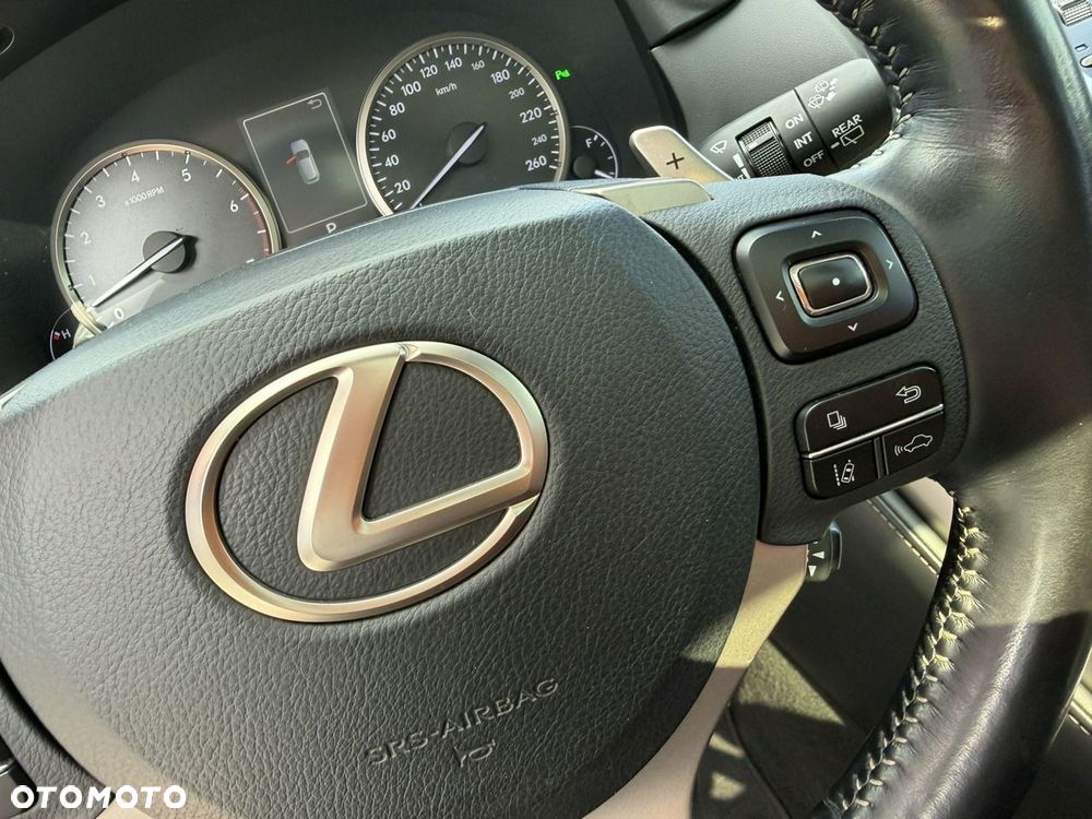 Lexus NX 300 Executive Line - 16