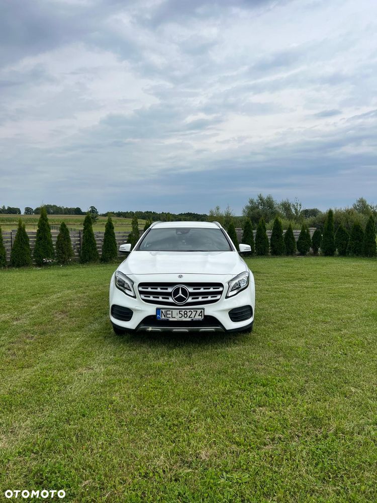 Mercedes-Benz GLA 200 7G-DCT AMG Line - 4