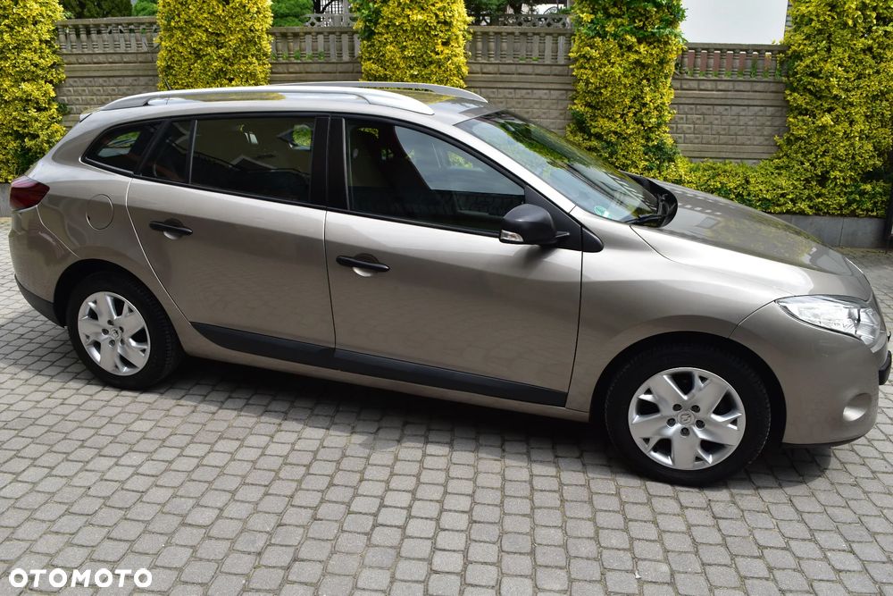 Renault Megane 1.6 16V Color Edition - 16