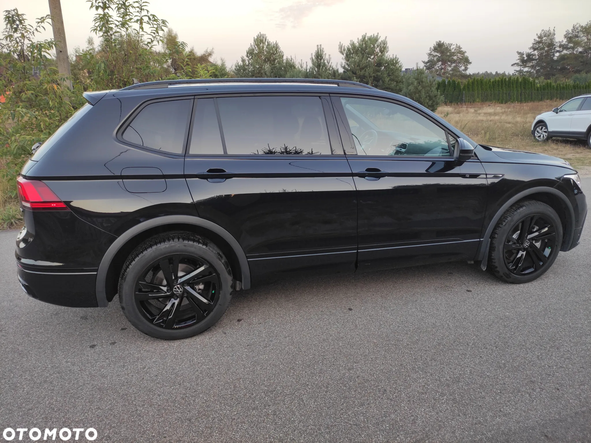 Volkswagen Tiguan Allspace 2.0 TSI 4Mot R-Line DSG - 10