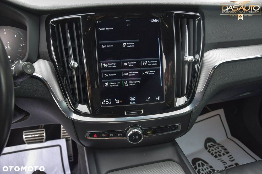 Volvo V60 B4 D Geartronic RDesign - 25