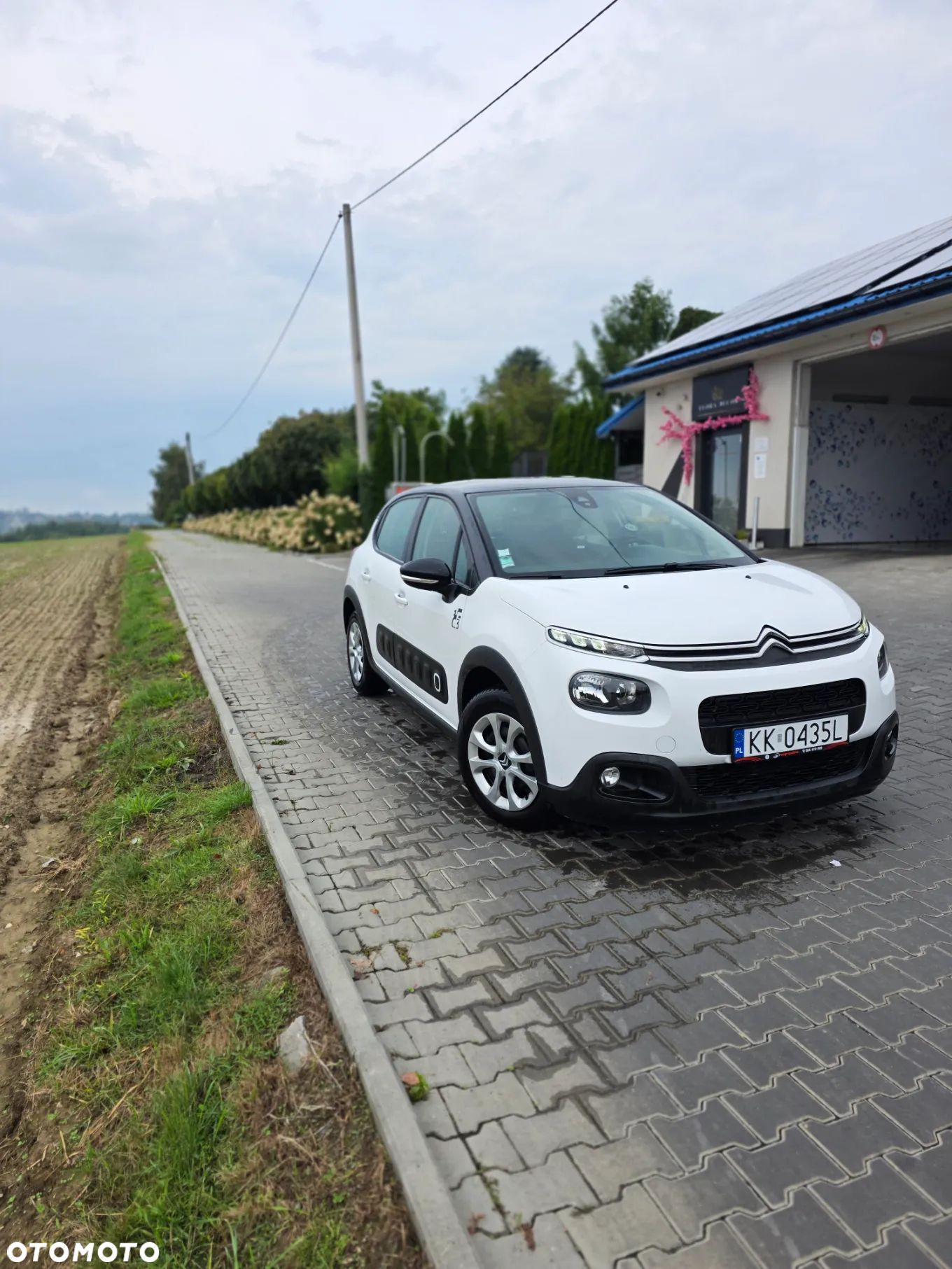 Citroën C3 1.2 PureTech Shine - 1