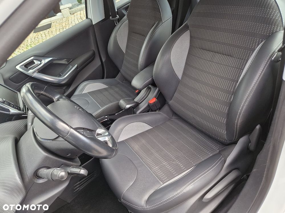 Peugeot 2008 PureTech 110 Stop&Start Allure - 13