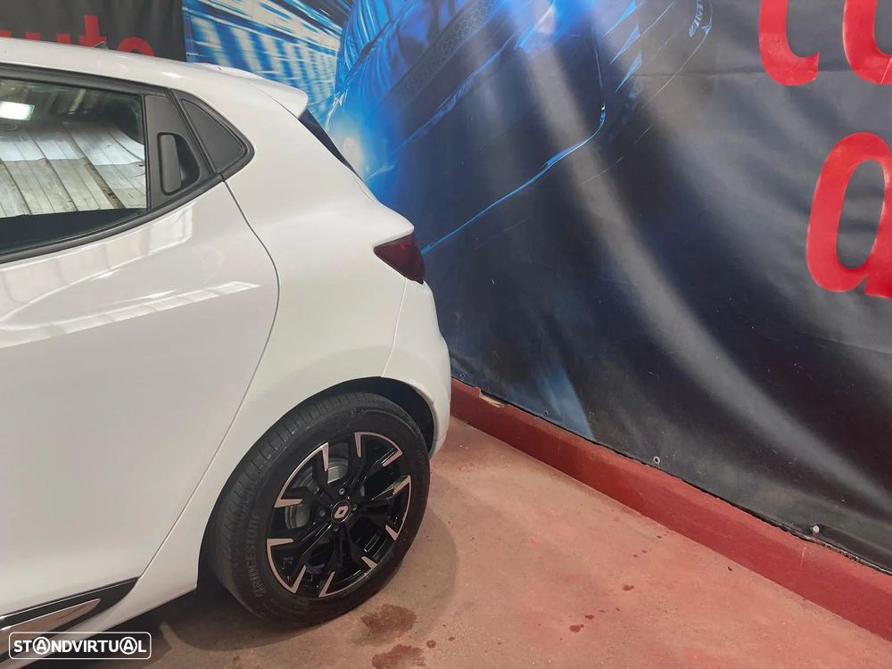 Renault Clio TCe 90 Dynamique - 23