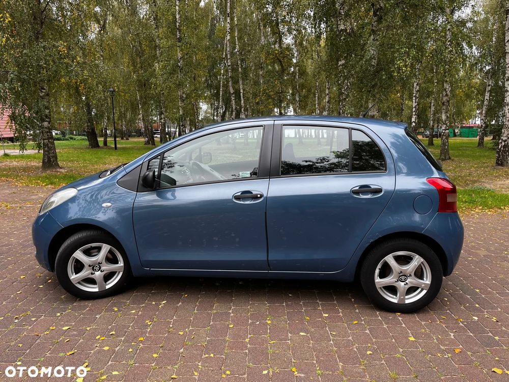 Toyota Yaris - 7