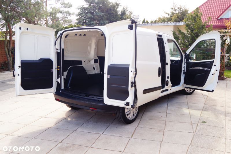 Fiat Doblo - 17