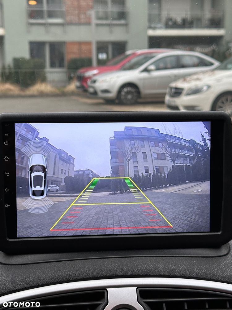 Renault Clio 1.2 16V Expression - 16