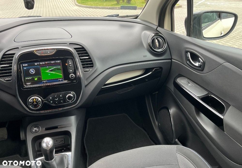 Renault Captur - 19