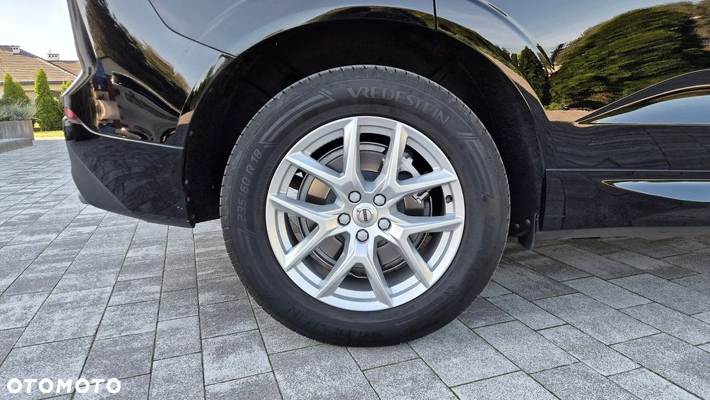 Volvo XC 60 D4 Momentum Pro - 27