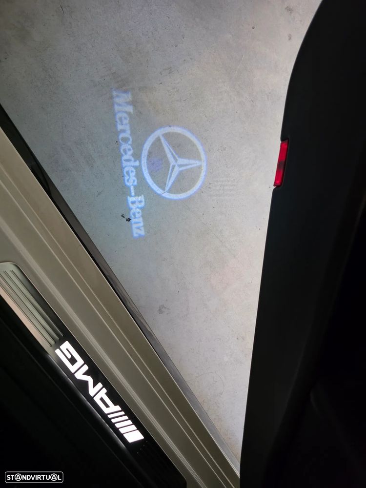 Mercedes-Benz A 45 AMG 4Matic Speedshift 7G-DCT - 21