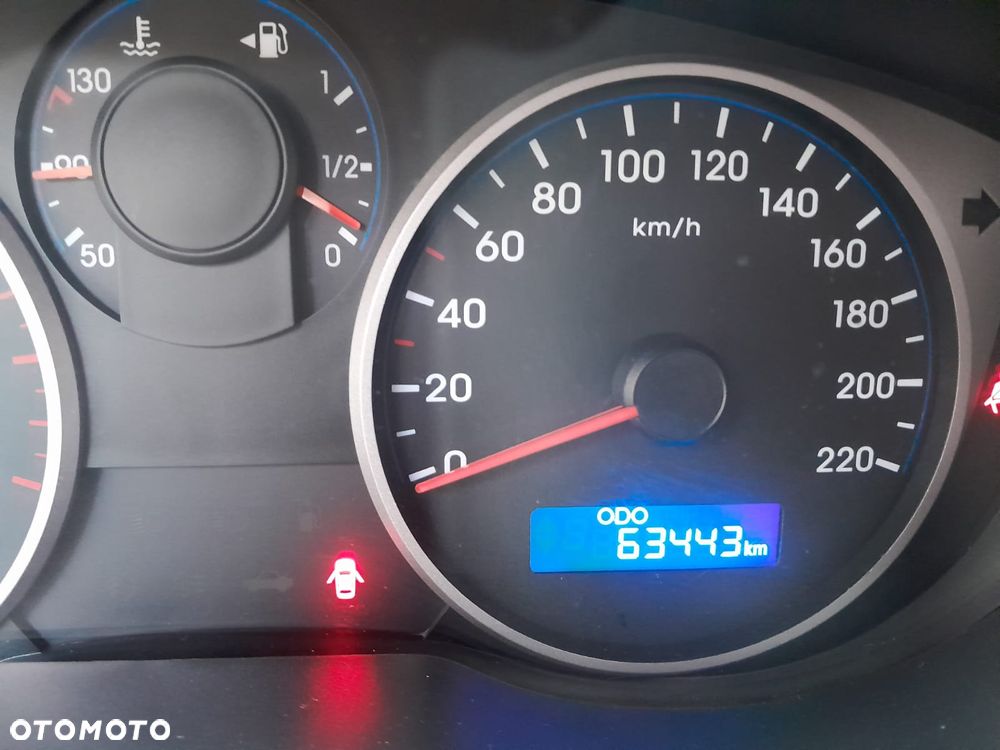 Hyundai i20 - 11