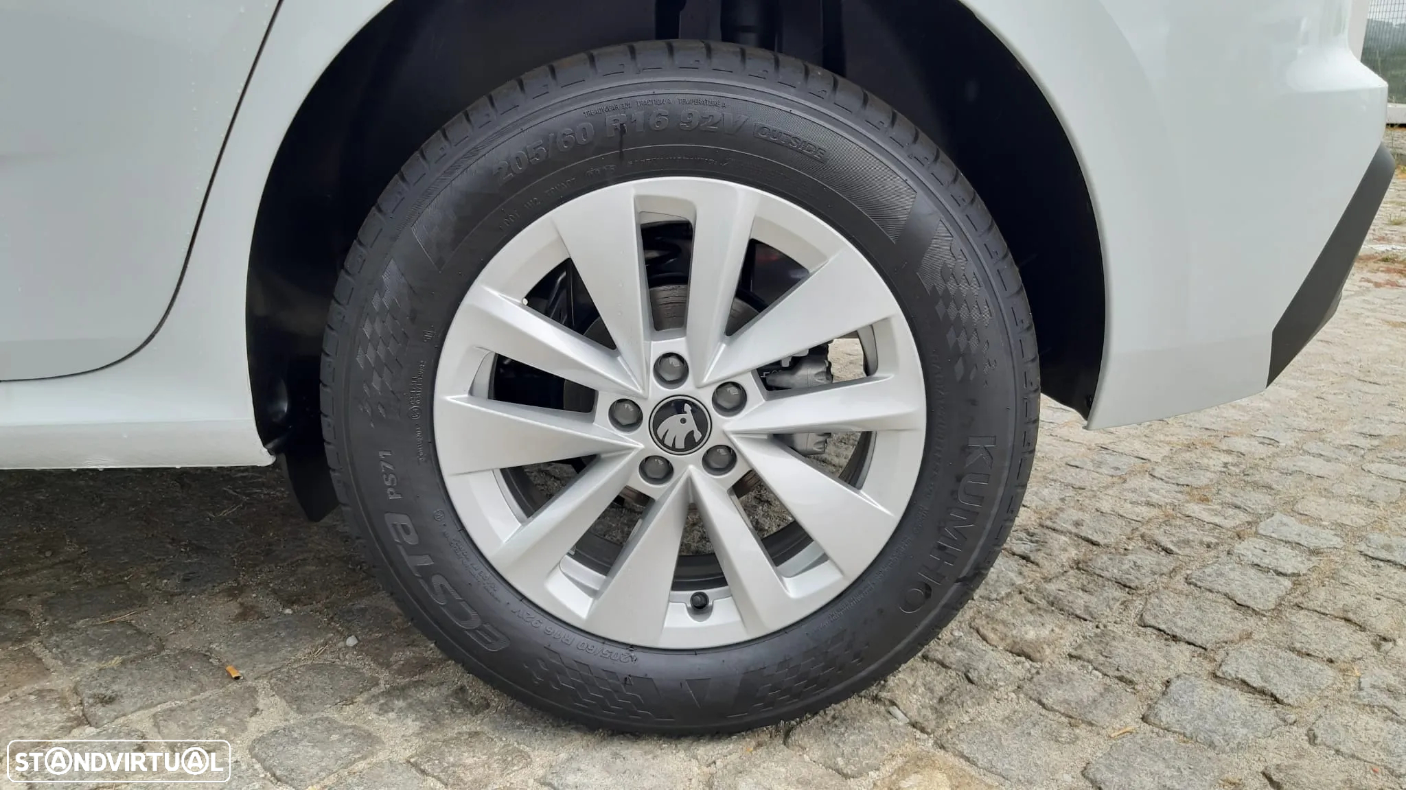 Skoda Kamiq 1.0 TSI Selection DSG - 24