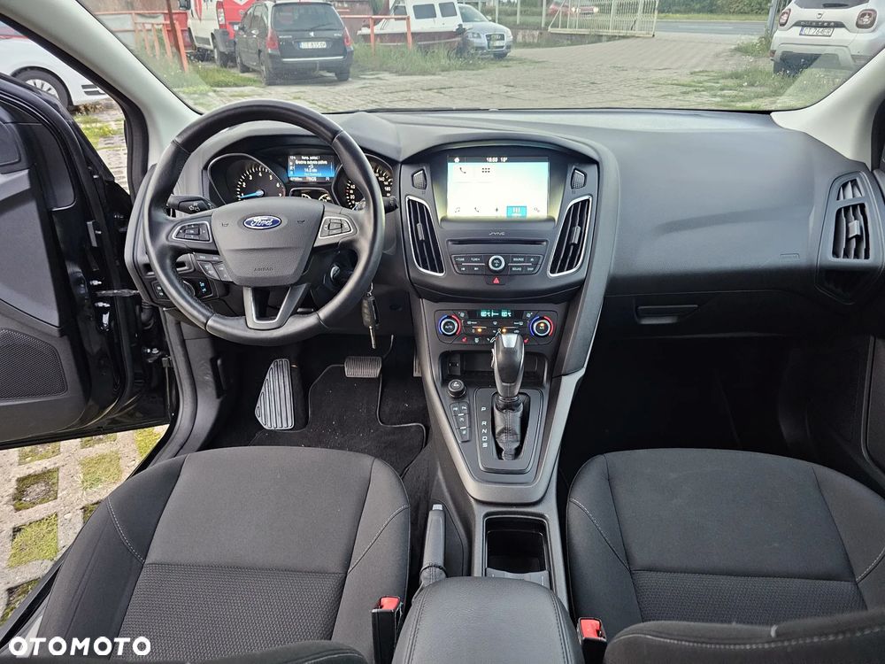 Ford Focus - 16