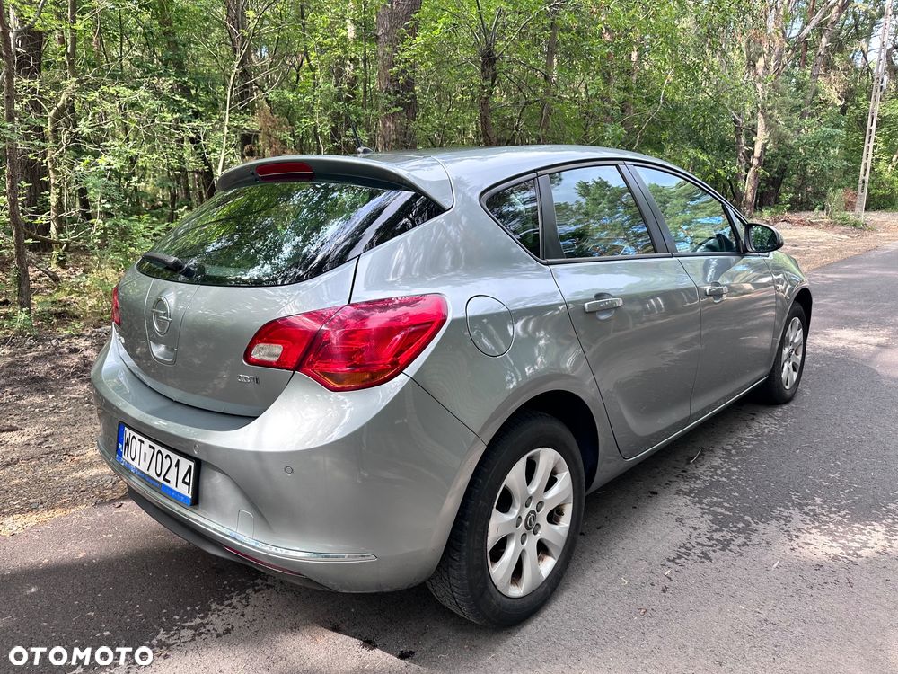 Opel Astra - 5