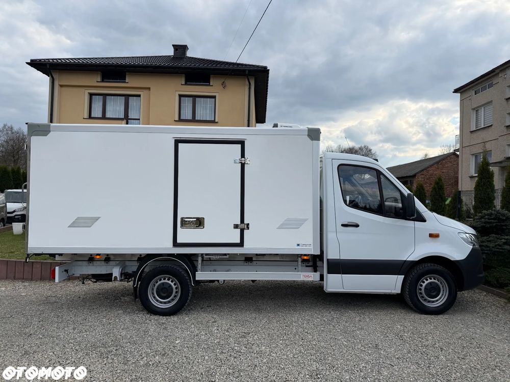 Mercedes-Benz Sprinter 319 Kontener 2.0 - 190KM Automat Pierwszy właściciel PIĘKNY - 6