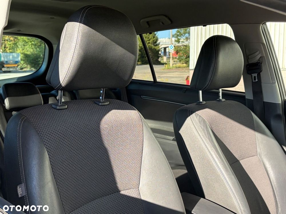 Toyota Verso 1.8 Prestige - 21