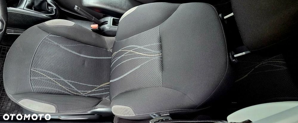 Peugeot 208 1.6 BlueHDi Allure S&S - 13