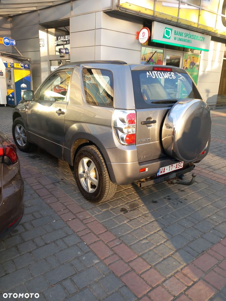 Suzuki Grand Vitara 1.6 Comfort - 22