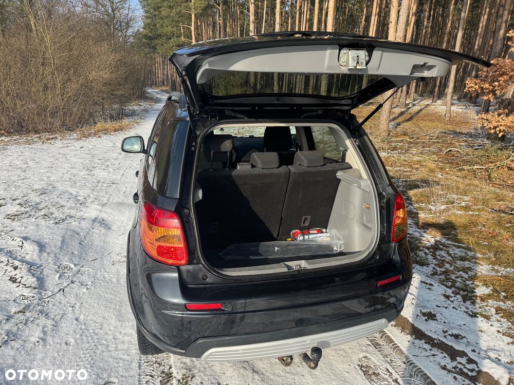 Suzuki SX4 1.9 DDiS 4WD GS / Premium - 3