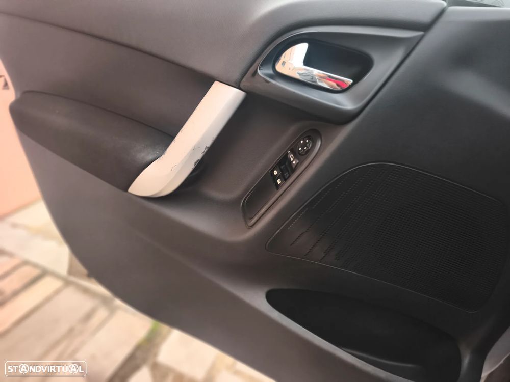Citroën C3 1.4 HDi Airdream Seduction 101g - 14