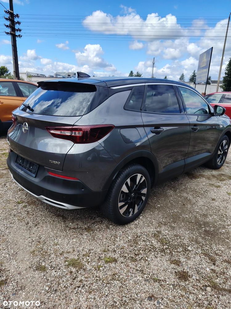 Opel Grandland X 1.2 Start/Stop Elegance - 3