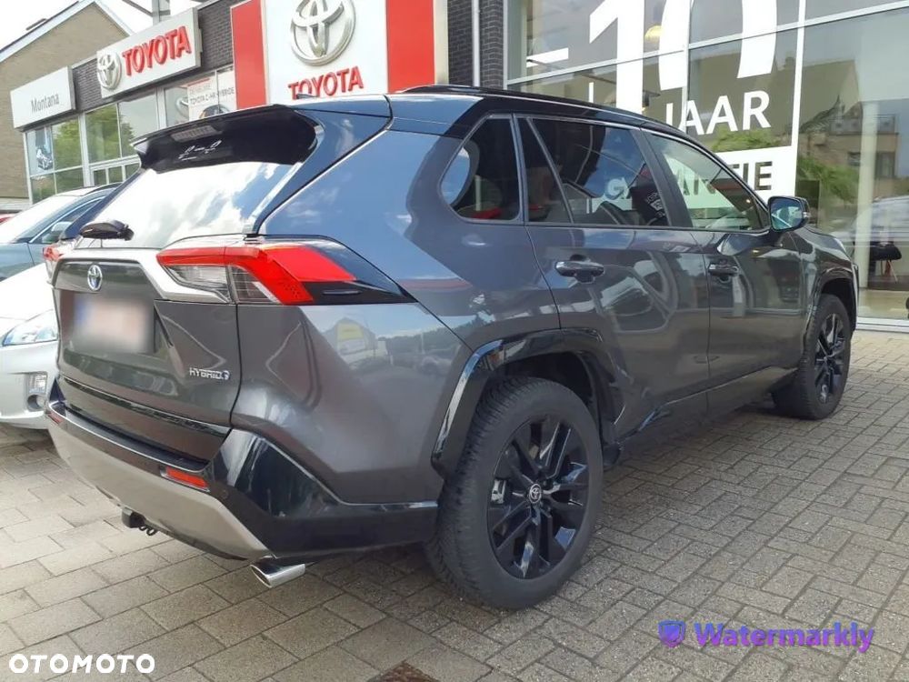 Toyota RAV4 - 4