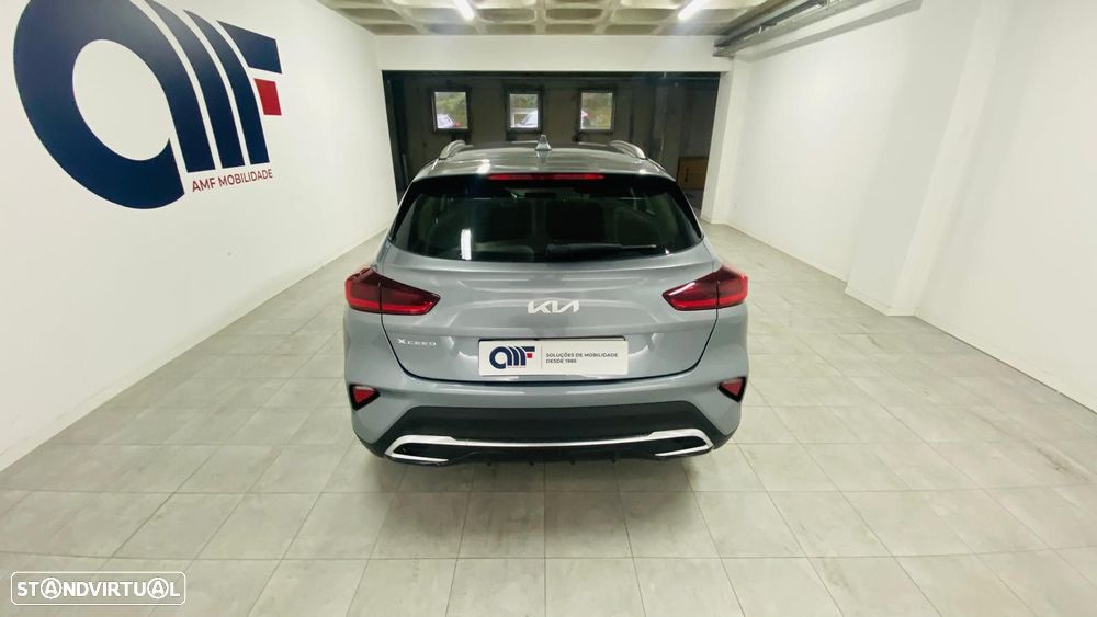 Kia XCeed 1.0 T-GDI Dynamic - 10