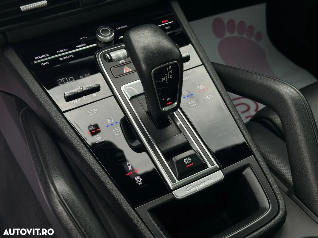Porsche Cayenne - 17
