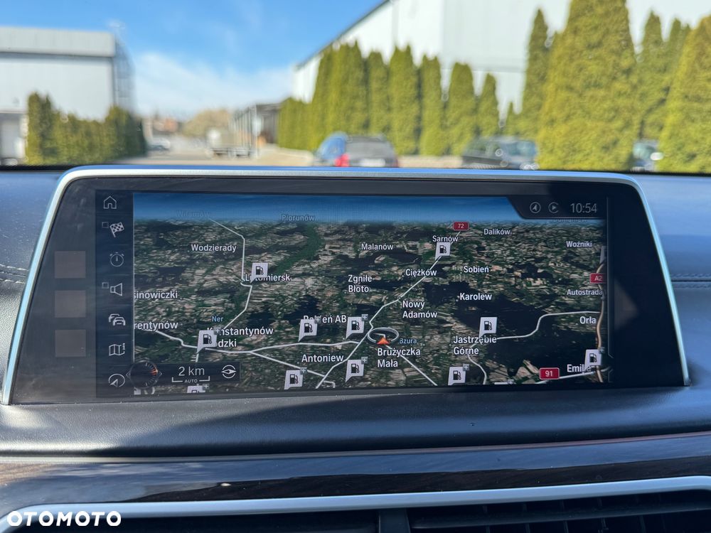 BMW Seria 7 750i xDrive - 39