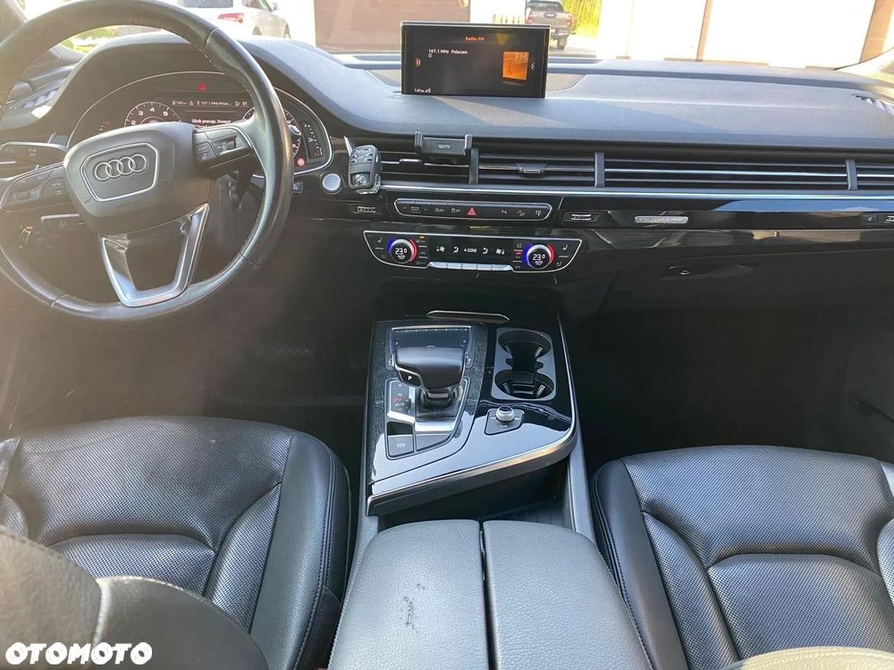Audi Q7 - 24