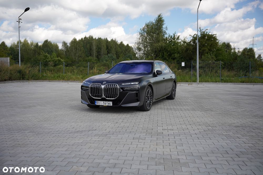 BMW Seria 7 740d xDrive mHEV Individual Edition sport - 1