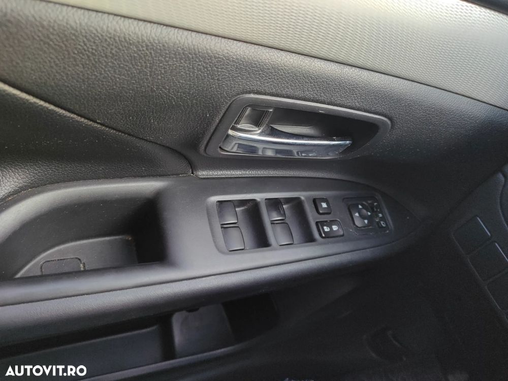 Mitsubishi Outlander 2.0 Litre DOHC MIVEC 4WD Instyle Navi - 4