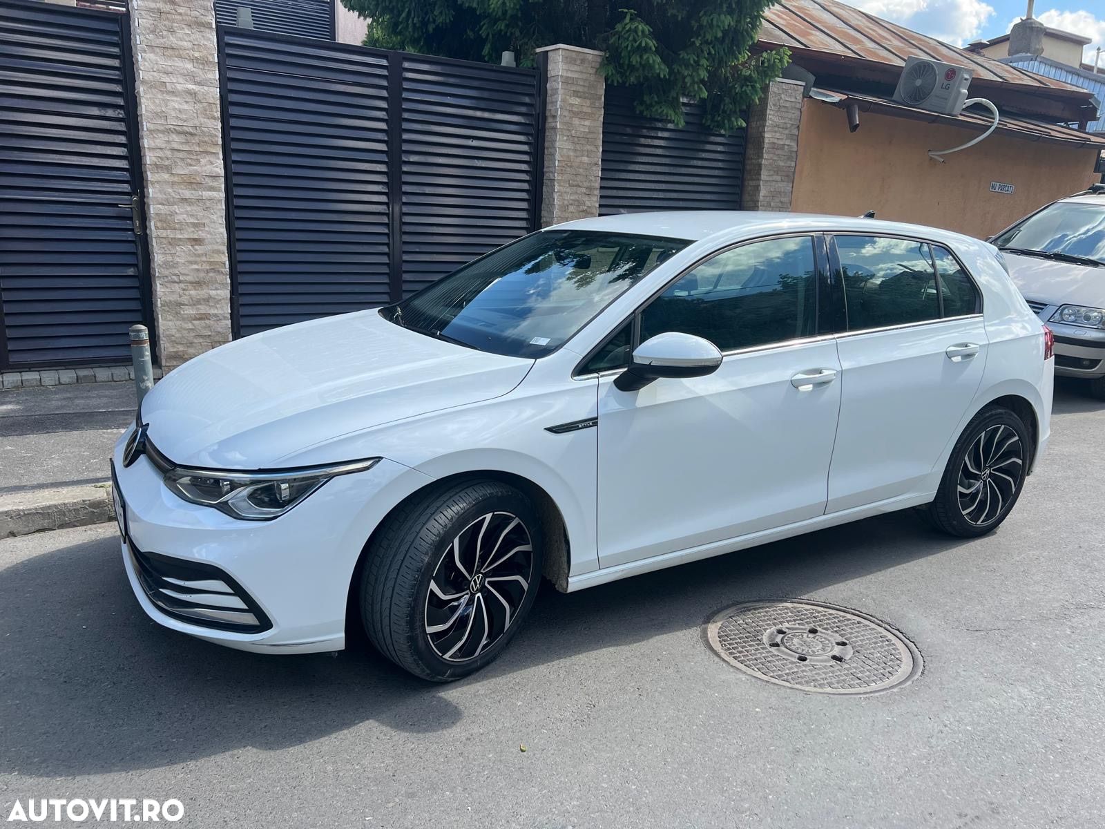 Volkswagen Golf 1.5 TSI ACT Style - 1