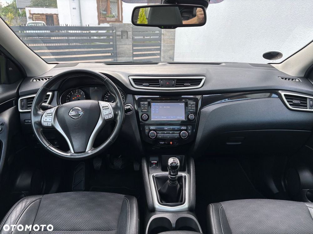 Nissan Qashqai 1.6 DIG-T Tekna+ - 33