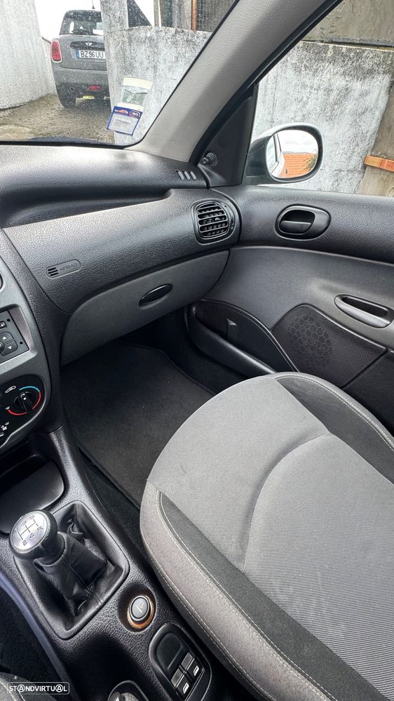 Peugeot 206 1.1 Look II - 15