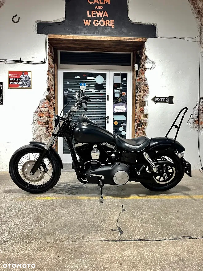 Harley-Davidson Dyna Street Bob - 12