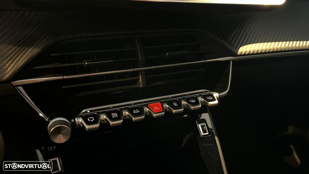 Peugeot 208 1.2 PureTech Active Pack - 16