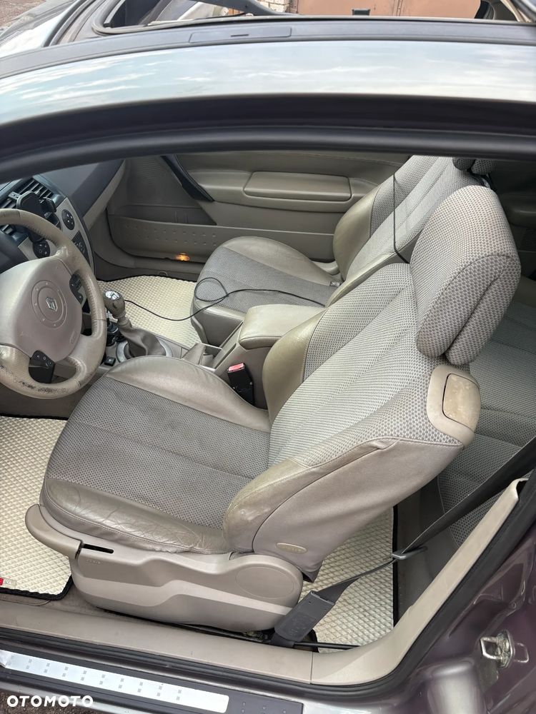 Renault Megane 2.0 Luxe Dynamique - 4