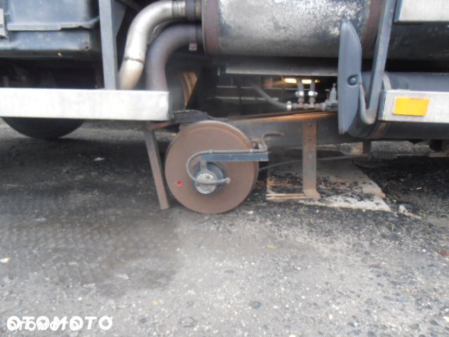 Mercedes-Benz 1726 - 37