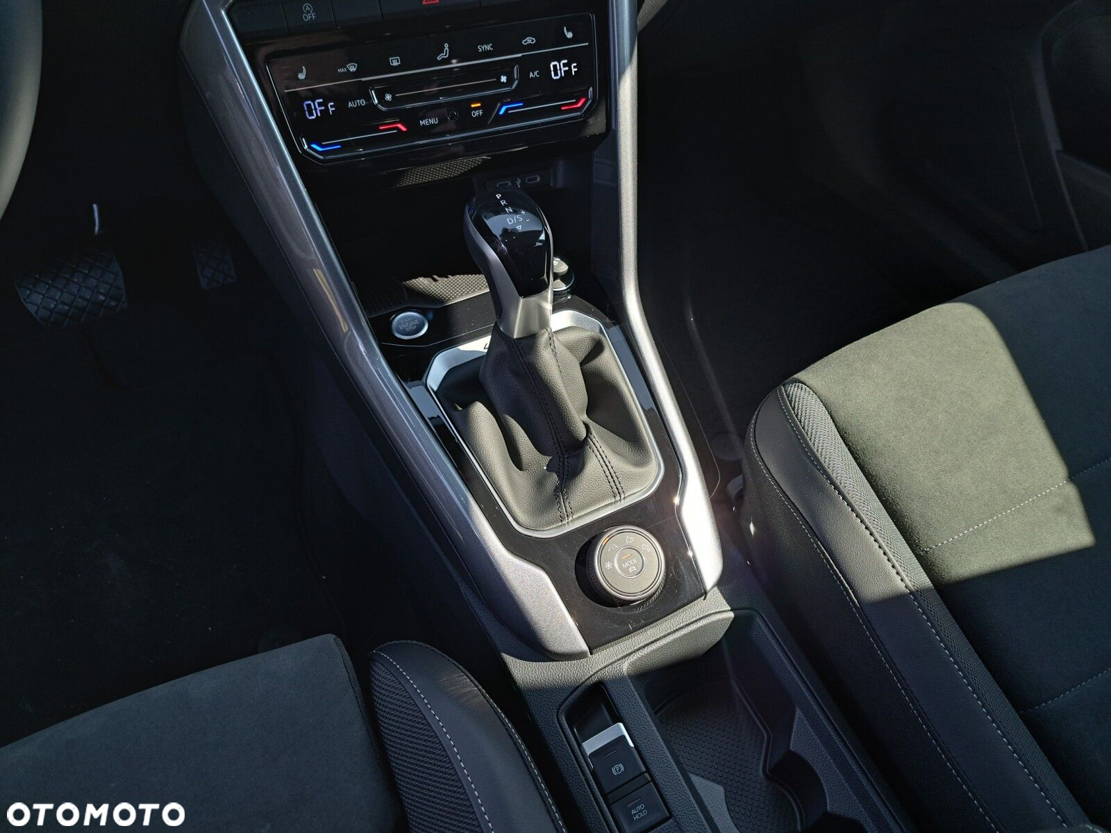 Volkswagen T-Roc 2.0 TSI 4Motion Style DSG - 24