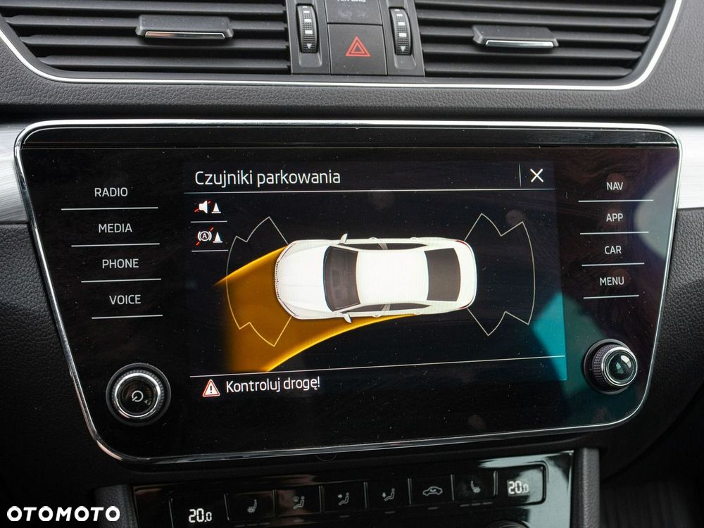 Skoda Superb 2.0 TDI Ambition DSG - 26