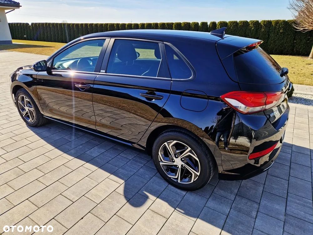 Hyundai i30 1.5 Intro - 4